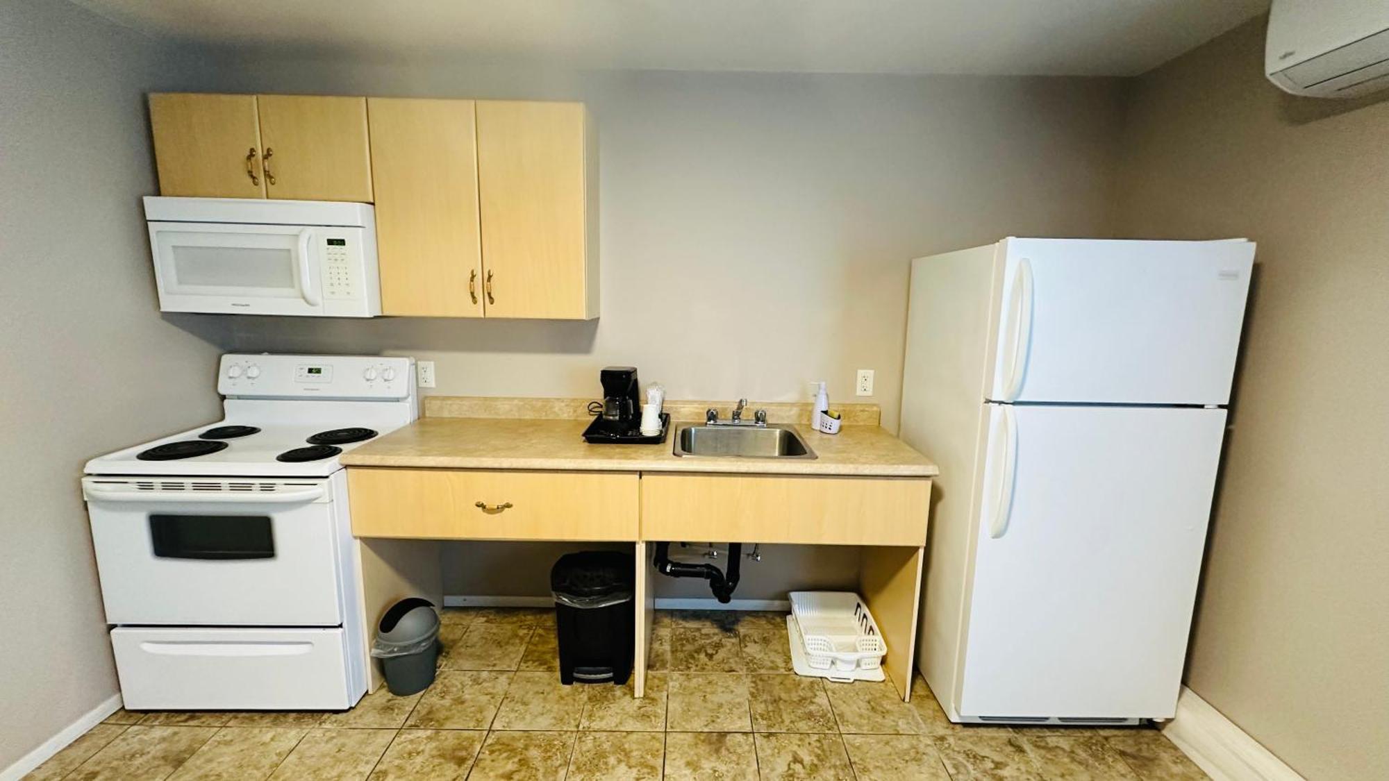 Motel 7 Inn & Suites Beresford Esterno foto