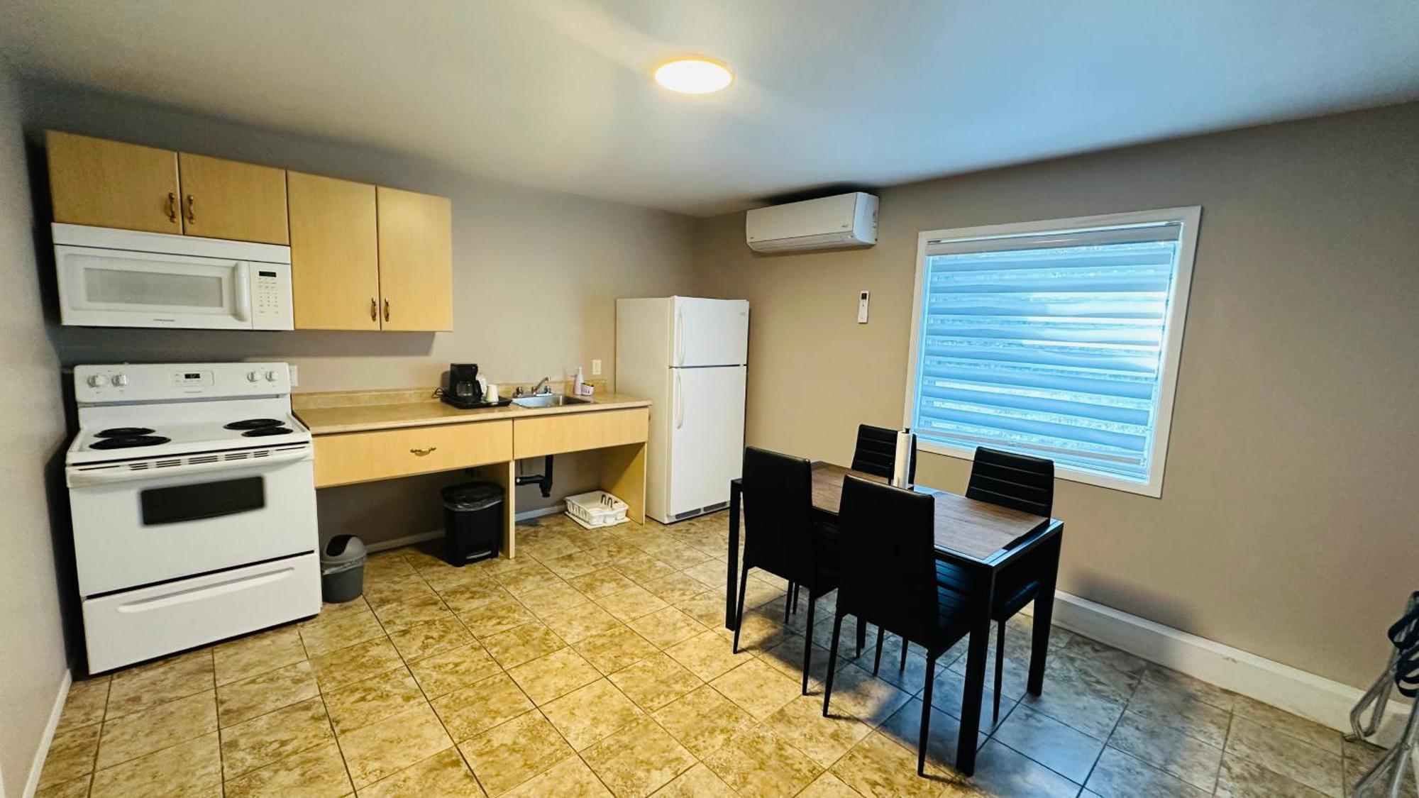 Motel 7 Inn & Suites Beresford Esterno foto