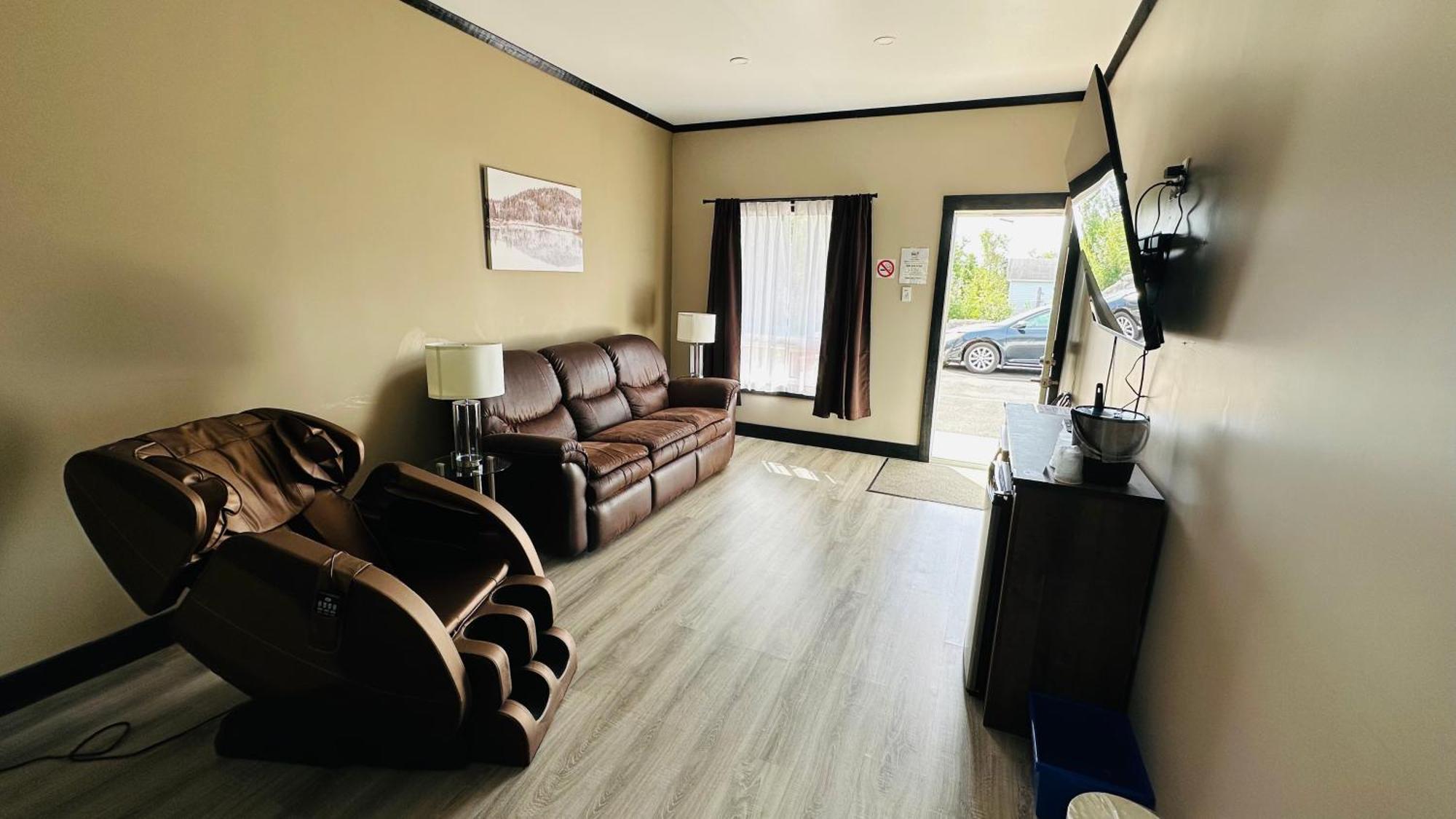 Motel 7 Inn & Suites Beresford Esterno foto