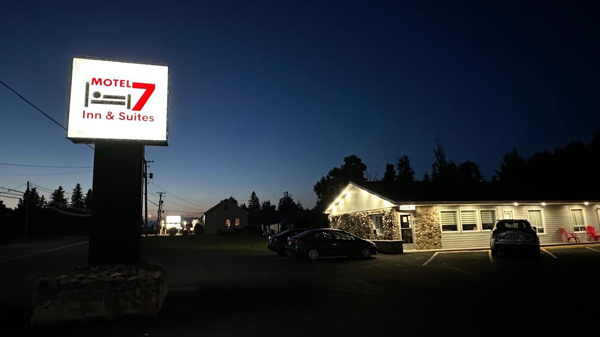 Motel 7 Inn & Suites Beresford Esterno foto