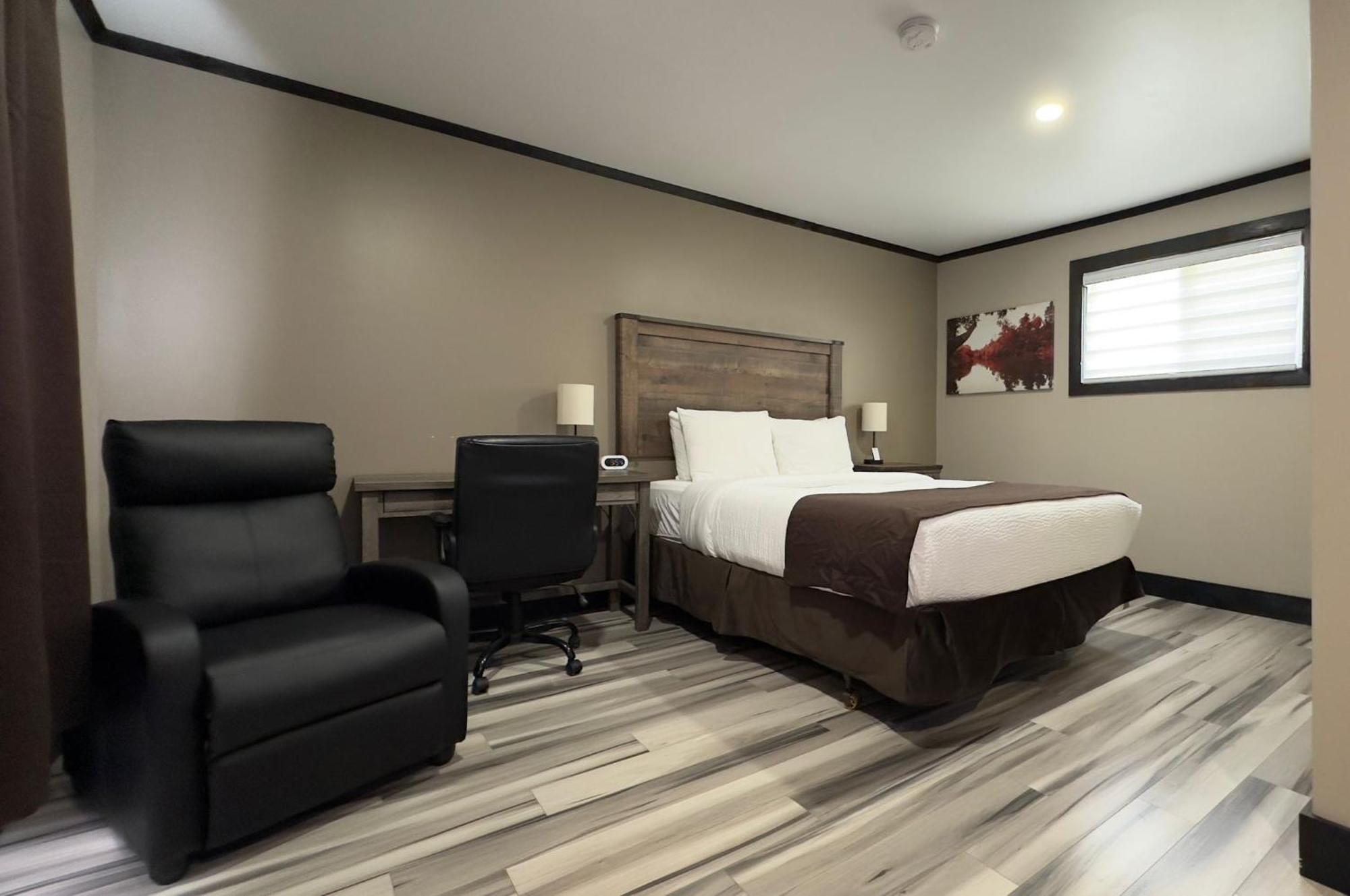 Motel 7 Inn & Suites Beresford Esterno foto